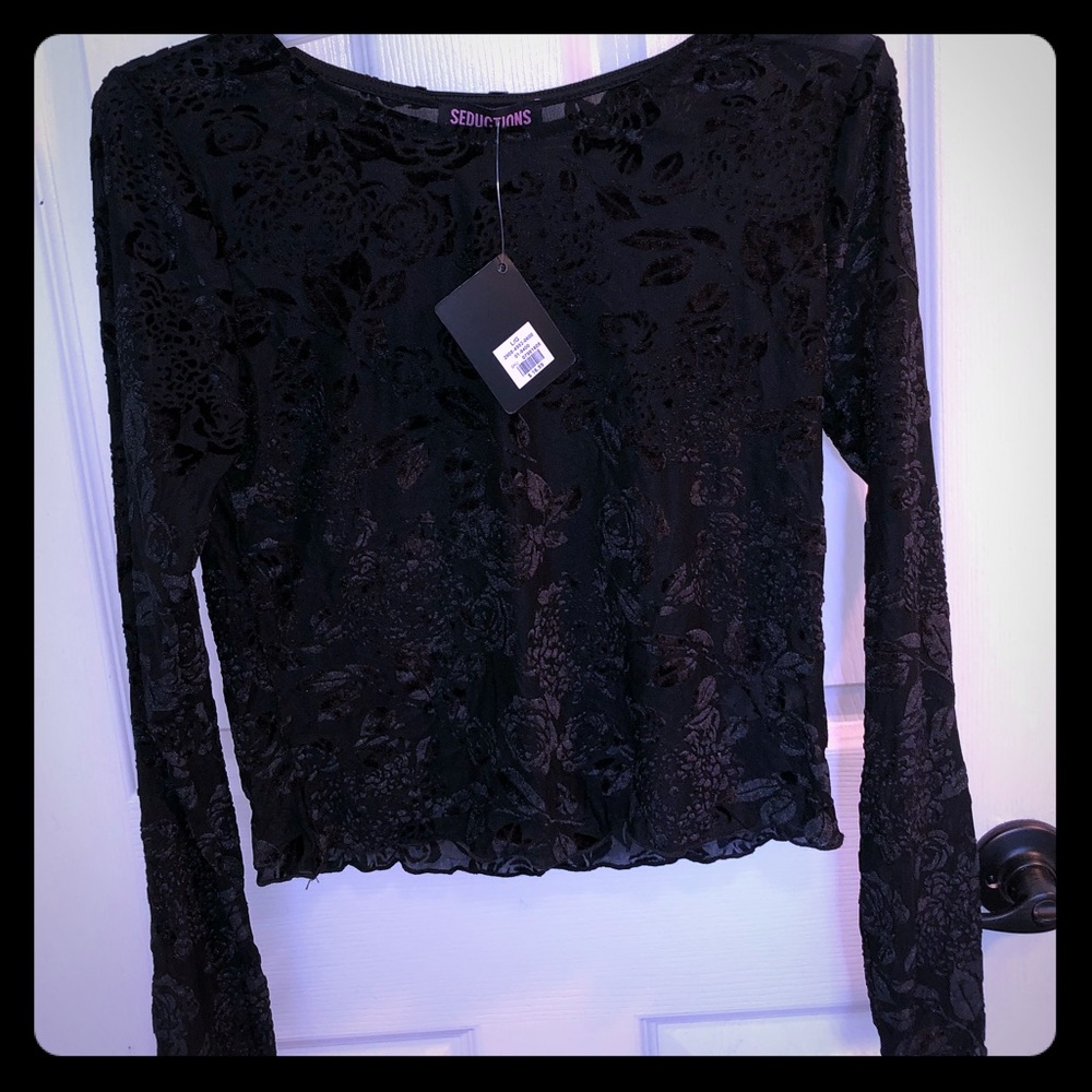 Black crop top